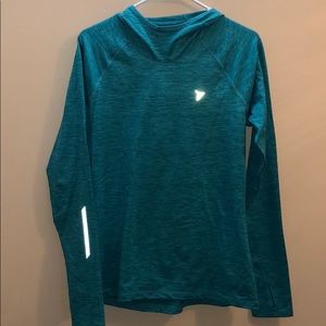Active hooded long sleeve